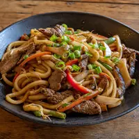 Danie Makaron Udon z cielęciną