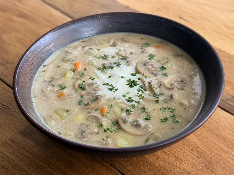 Danie Zupa pieczarkowa